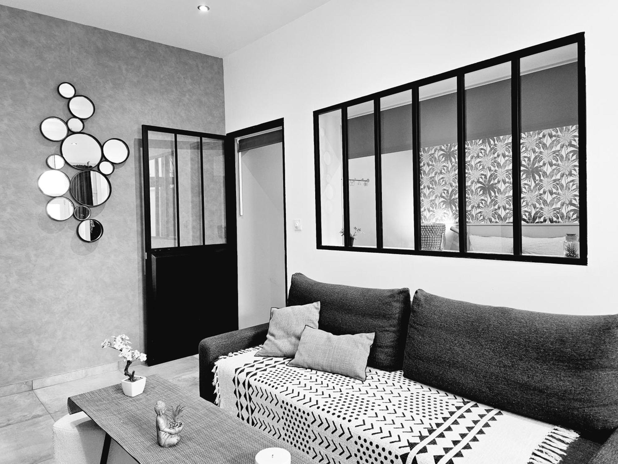 Refuge Urbain - Ideal Pro, Familles & Amis - Le Calme En Hypercentre - Wifi Haut Debit - Netflix - Machine A Laver - Gare, Cathedrale, Commerces, Restaurants & Transports En Commun A Moins De 10 Minutes A Pied 랭스 외부 사진