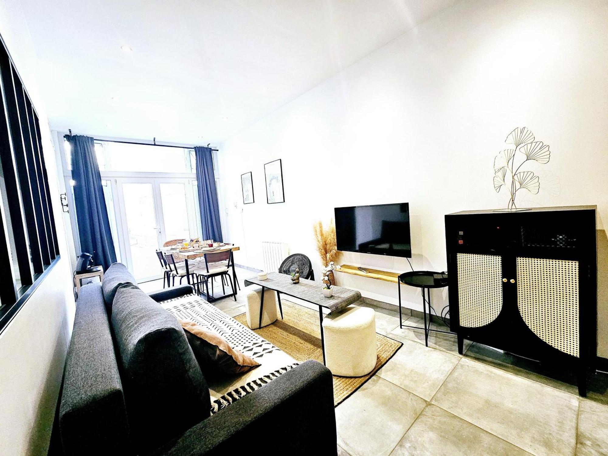 Refuge Urbain - Ideal Pro, Familles & Amis - Le Calme En Hypercentre - Wifi Haut Debit - Netflix - Machine A Laver - Gare, Cathedrale, Commerces, Restaurants & Transports En Commun A Moins De 10 Minutes A Pied 랭스 외부 사진