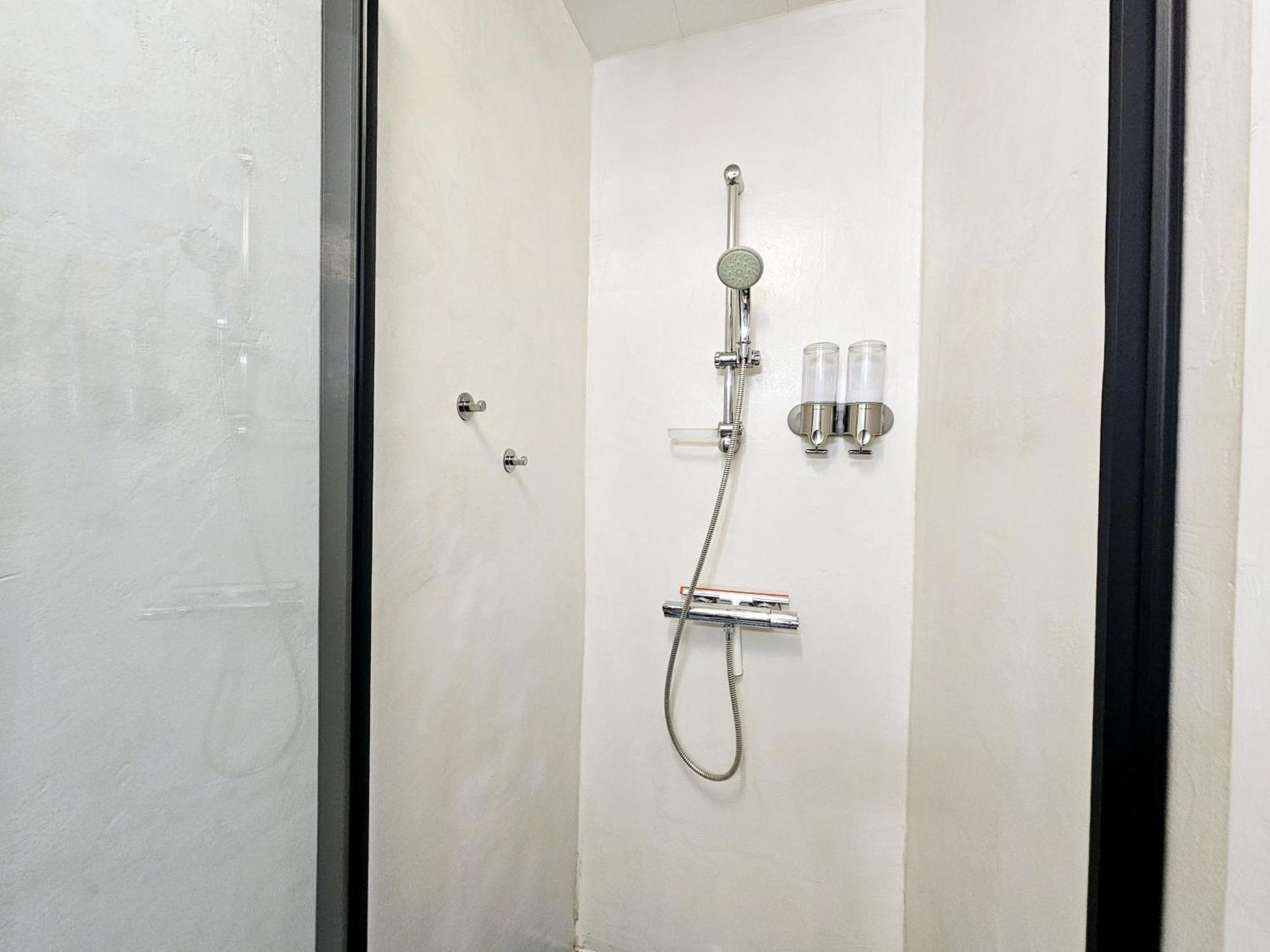 Refuge Urbain - Ideal Pro, Familles & Amis - Le Calme En Hypercentre - Wifi Haut Debit - Netflix - Machine A Laver - Gare, Cathedrale, Commerces, Restaurants & Transports En Commun A Moins De 10 Minutes A Pied 랭스 외부 사진